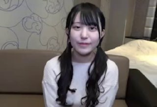 女生流出白白的东西怎么回事